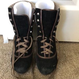Lace up boots from Gianni Bini